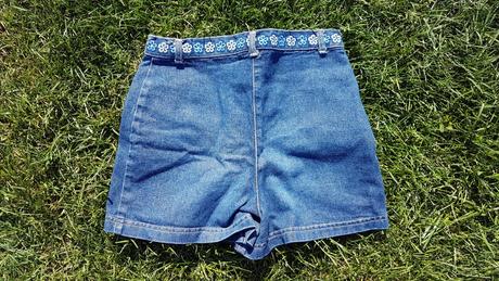 N53	dívčí riflové kraťasy vel. 152, 152