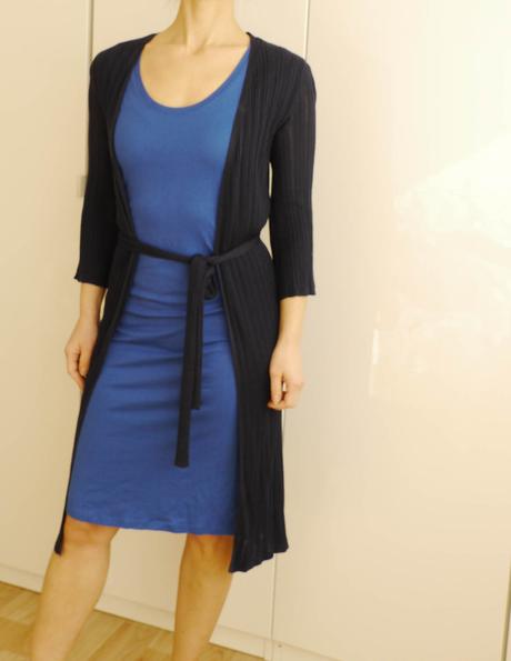 Tmave modry dlouhy svetrik s paskem a 3/4 rukavem, orsay,xs