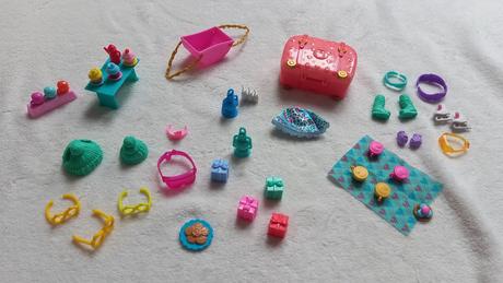 Doplňky k l.o.l. a barbie panenkám - cena celkem, 