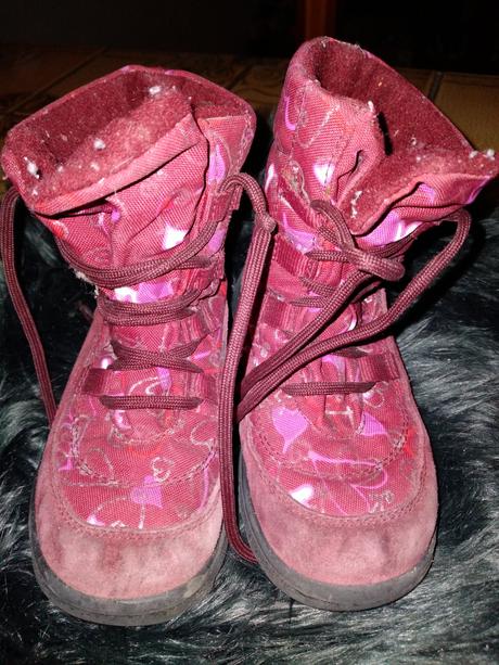 Dívčí kozačky srdíčka vel. 25, vnit.stélka 16 cm, 25