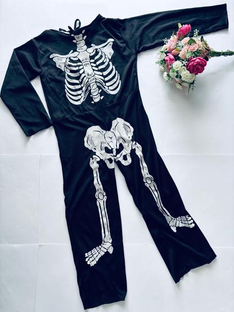 St4/ kostým kostlivce- v. 11/14 let, 