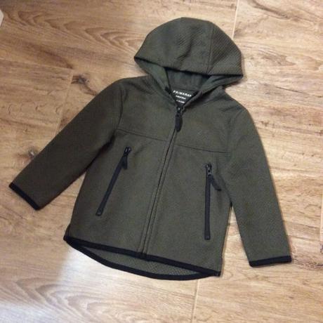 Mikina s kapsami, primark,104