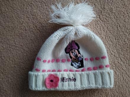 Čepička s minnie zn."disney ", disney