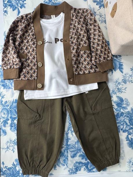 Stylový dětský set 3 ks (kalhoty, tričko, svetr), 104–116