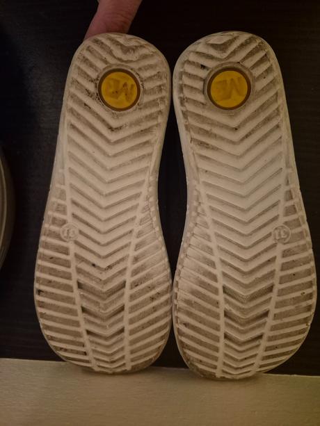 Dívčí bačkory mb vel. 31, 31