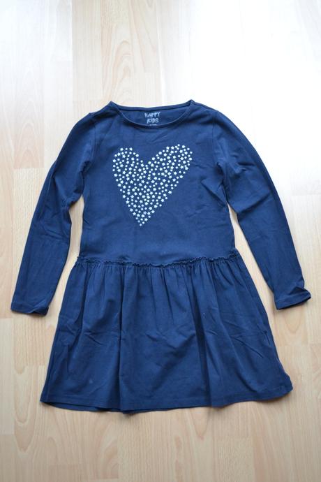 Šaty se stříbrným srdíčkem, tcm,122