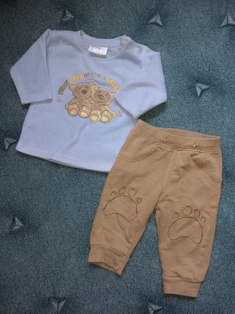 Mikina a tepláčky, 68–80