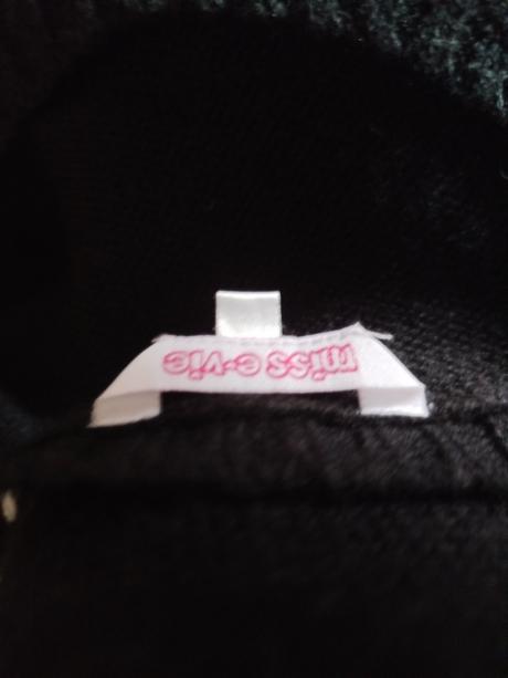 Svetr zn. miss evie vel.158, 158