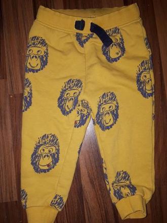 Tepláky s opičky 86, marks & spencer,86