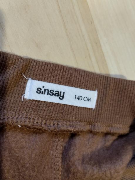 Chlapecké tepláky sinsay vel.140, sinsay,140
