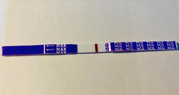 Co znamená slabá čárka na těhotenském testu?