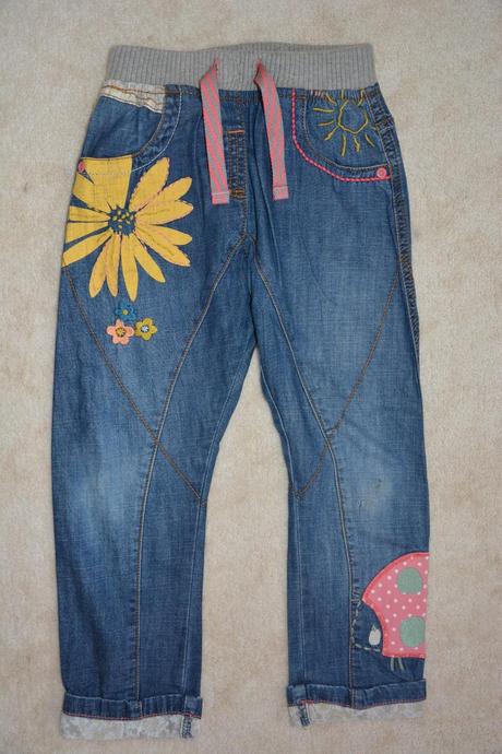 Beruškové džíny, next,110