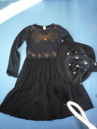 Kostým čarodějnice vel. 140 c&a,