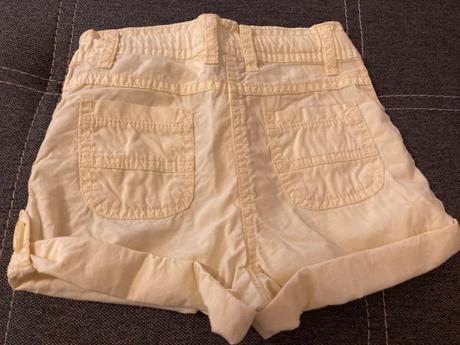 Šortky 98/104, lupilu,98