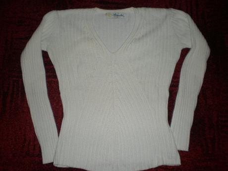 Bílý pružný svetřík, m
