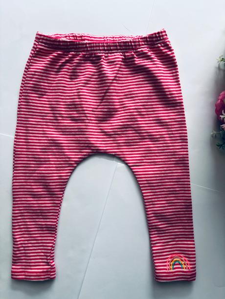 Legíny s pruhy zn. next - v.6/9 měsíců, next,74