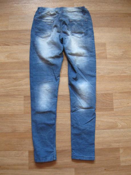 Džíny, 146