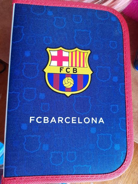 Barca penál školní, fc barcelona vystavený,