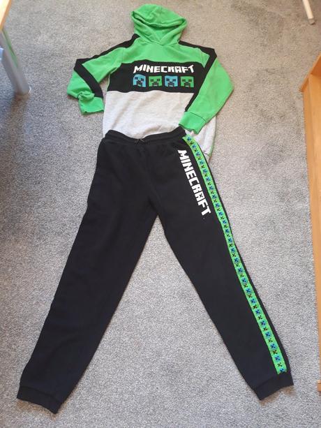 Tepláková souprava minecraft, 158