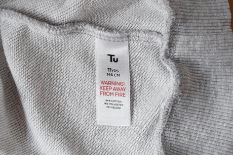 Mikina vel. 11 let, tu,146