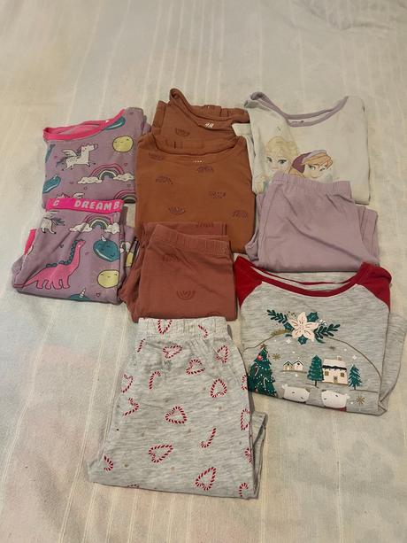 Set pro holku vel. 98-104/3-4r 42 ks, 104–116