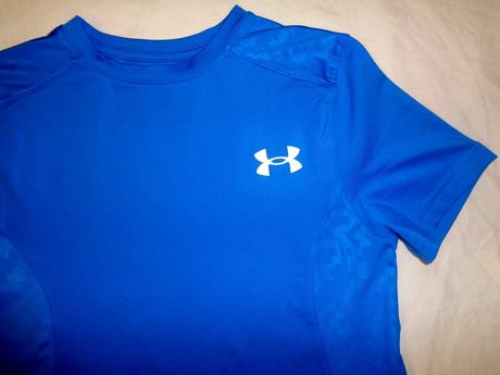 Modré funkční tričko 128/134, under armour,128