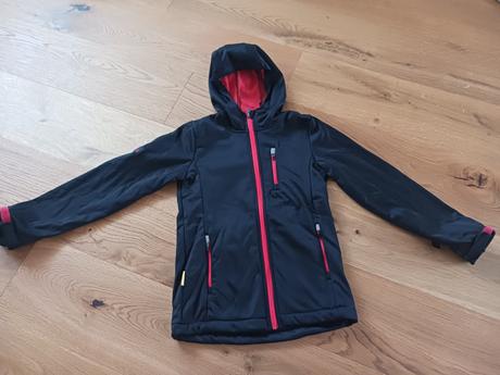 Nová softshellová bundička č.134/140, 134