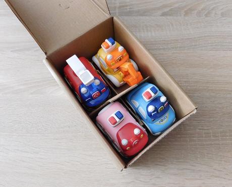 Sada barevných autíček zhuoyou, 