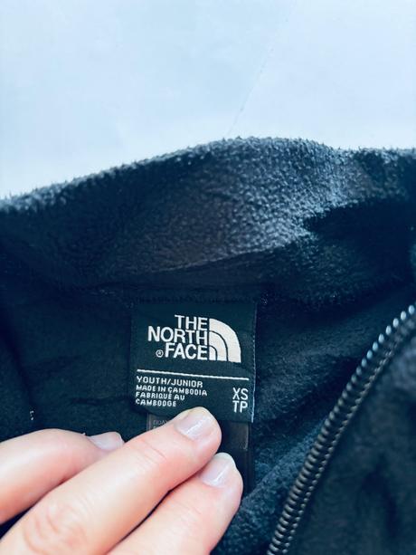 Mikina flecová černé barvy - v.cca 4/5 let, 110