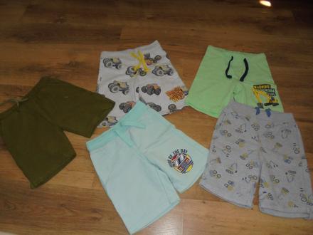 Kraťasy, vel. 116/122, 122