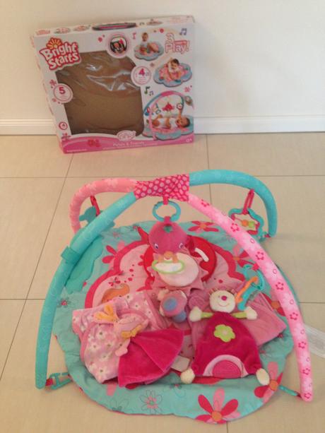 Hrací deka bright starts+usínaček+sada do postýlky,