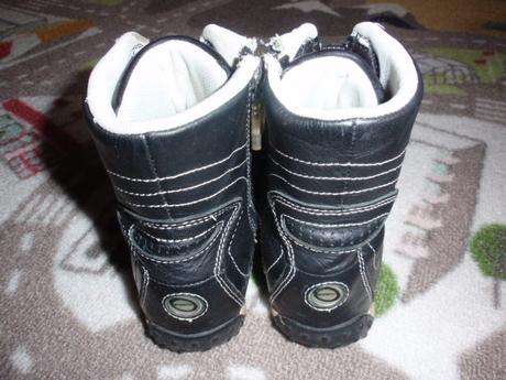 Boty-botky-kecky-tenisky nad kotník, 28