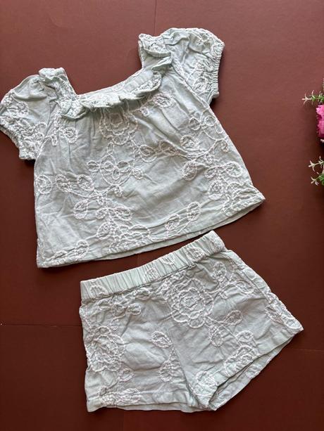 Krásný letní komplet bledě zelený - v.6/9 měs., primark,74