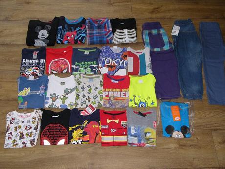 Balík oblečení vel.110, pěkný stav, 104–116