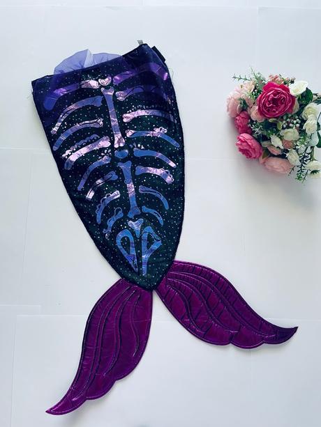 An10/ kostym ploutev halloween - v.cca 5-7 let, 