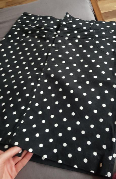 Puntíkatá sukně, bonprix,38