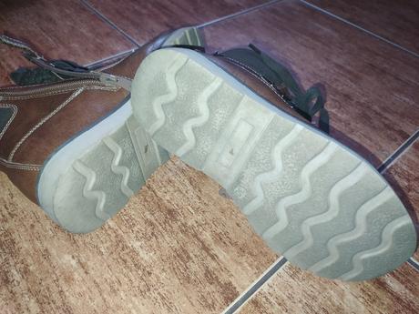 Zimní boty, baťa,30