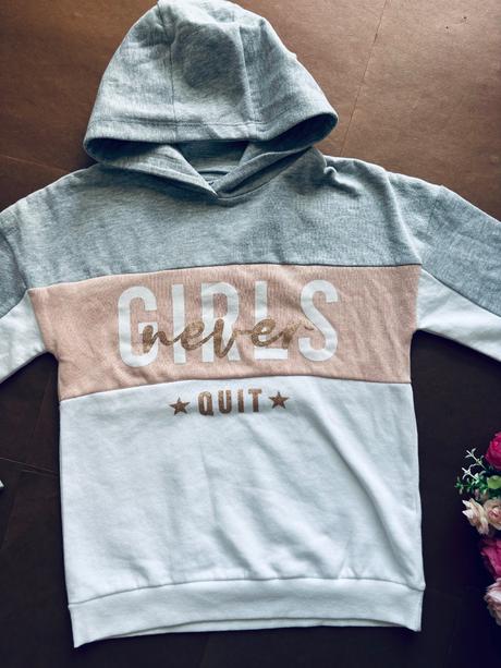 K1/ mikina dívčí  - v.7/8 let, 128