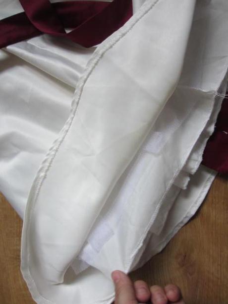 Sváteční šaty, 98