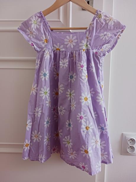 Šatičky č.122 /128m&s, marks & spencer,122