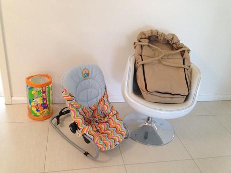 Vložná taška do kočárku,válec na hraní,křesílko, 