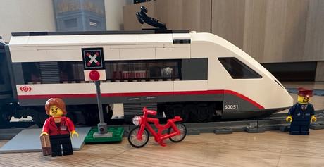 Lego city vysokorychlostní osobní vlak 60051,
