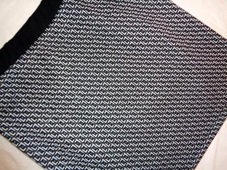 Luxusní teplejší elastická sukně, 164