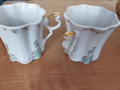 Drobná keramika a sklo dle fota.,