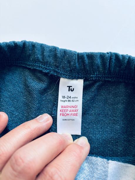 Kraťasy - v.18/24 měs, tu,92