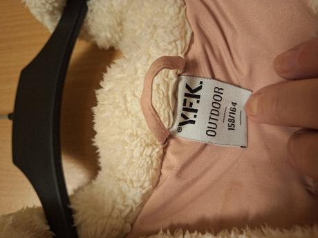 Dívčí zímní bunda značky y.f.k. vel. 158/164., 158