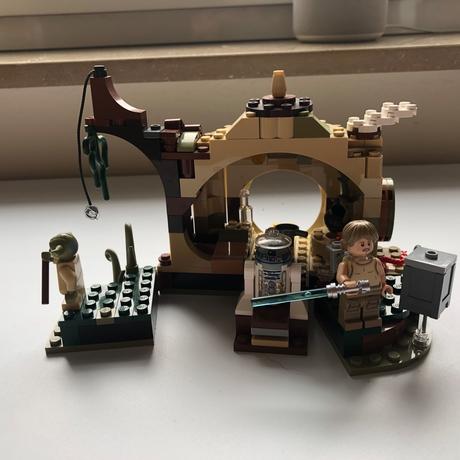Lego star wars 75208 chýše mistra yody,