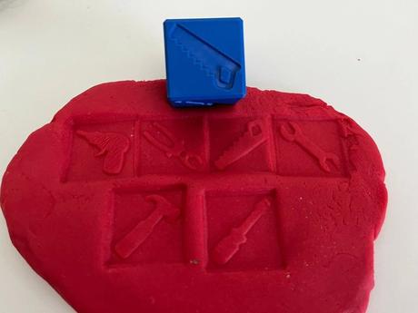 Otiskávací kostka - nářadí v dílně, 