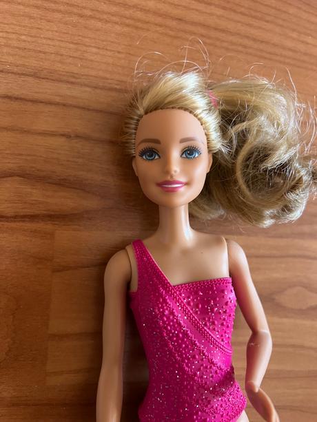 Panenka barbie,