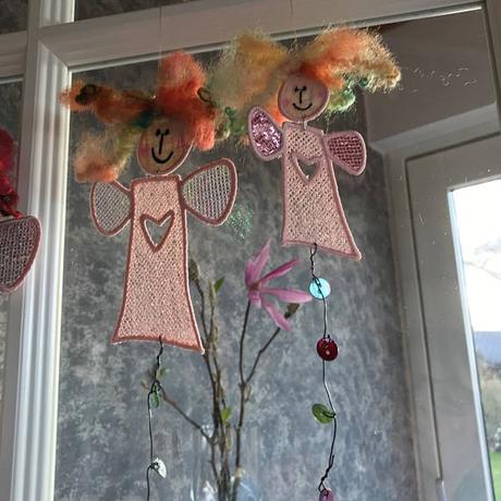 Dvě vílo-andělky- zlatuška a stříbřenka,